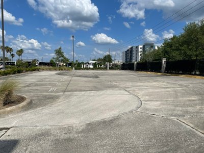 40 x 10 Parking Lot in Orlando, Florida