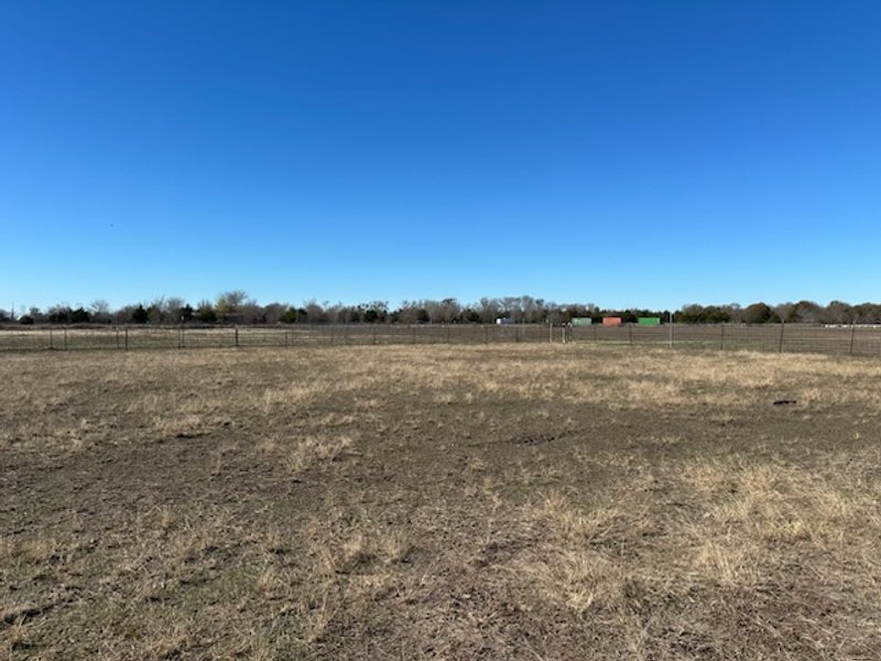 Unpaved Lot in Quinlan, Texas 2