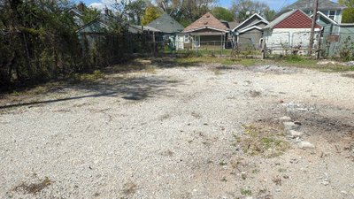 Medium 15×30 Unpaved Lot in Kansas City, Kansas
