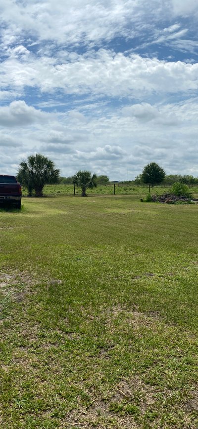 40 x 10 Unpaved Lot in Moore Haven, Florida
