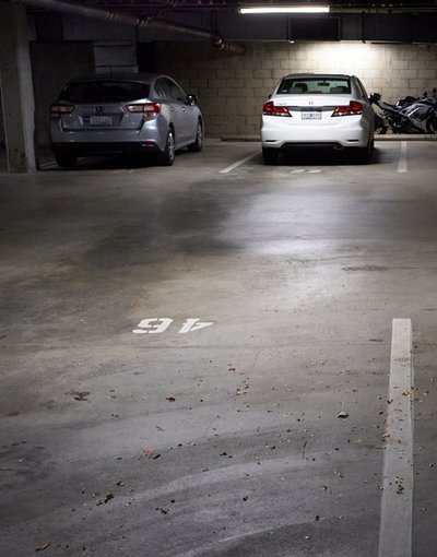 20×10 Parking Garage in Glendale, California