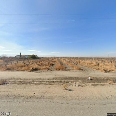 20 x 10 Warehouse in Buttonwillow, California