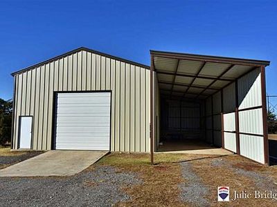 40 x 30 Garage in Elgin, Oklahoma near [object Object]