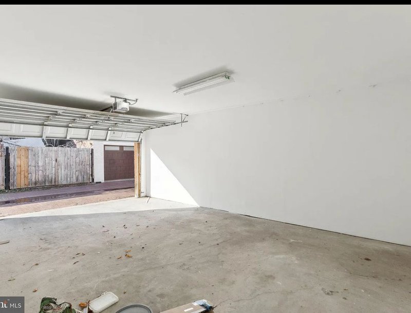 Garage in Washington, District of Columbia 1