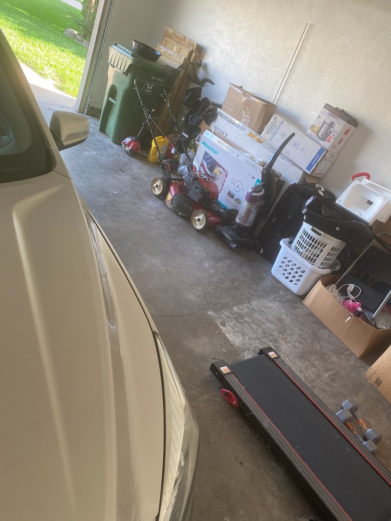 20x10 Garage self storage unit in Arlington, TX