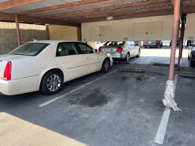20 x 10 Parking Lot in , California