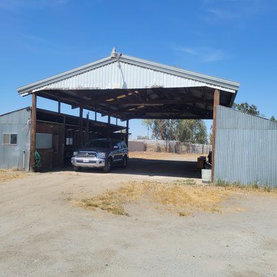 10 x 25 Carport in Earlimart, California near [object Object]