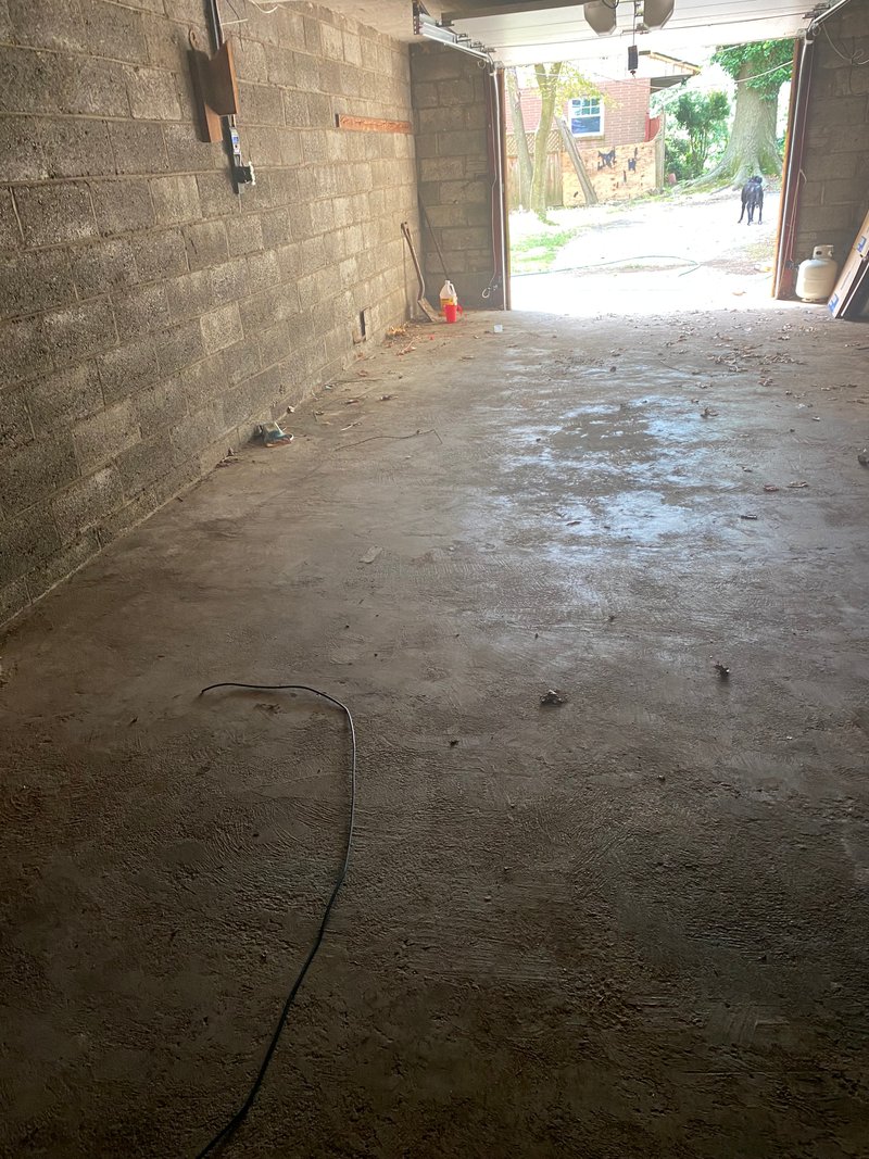 Garage in Yeadon, Pennsylvania 0