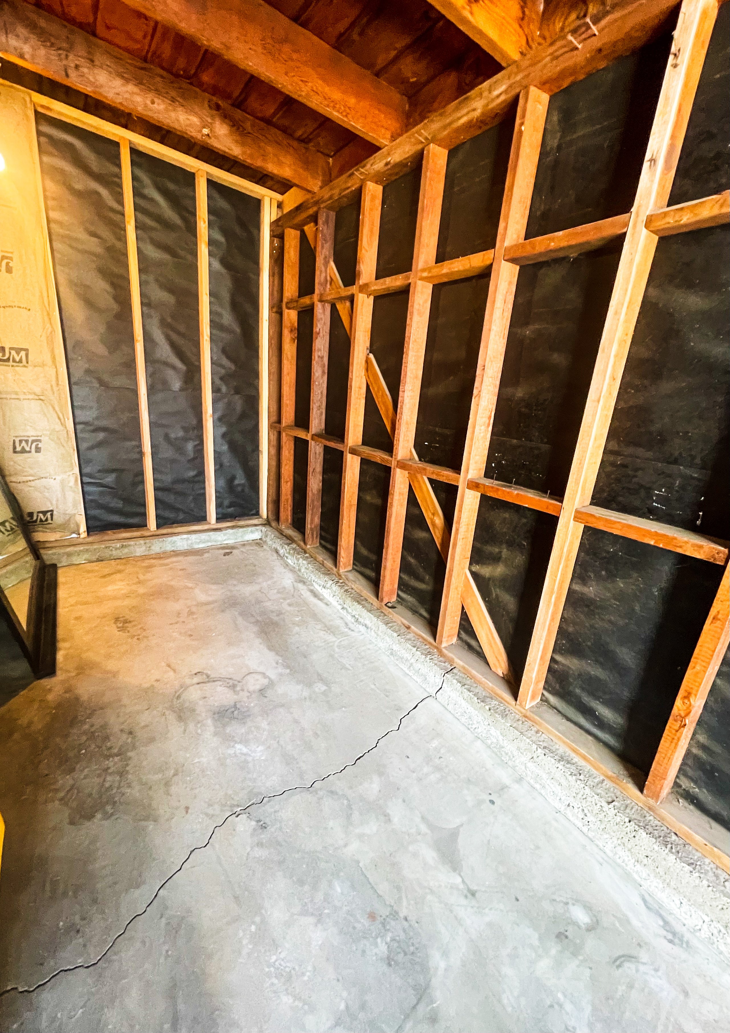 8x5 Garage self storage unit in Fullerton, CA