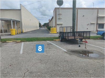 20 x 10 Parking Lot in Tampa, Florida