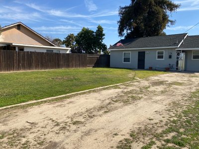 undefined x undefined Driveway in Reedley, California