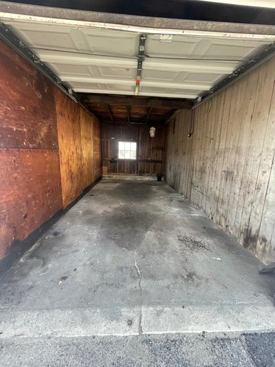 20 x 10 Garage in Methuen, Massachusetts near [object Object]