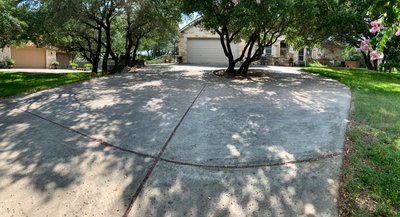 80 x 60 Driveway in Dripping Springs, Texas near [object Object]