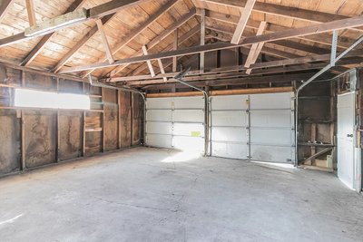 20 x 15 Garage in Zion, Illinois