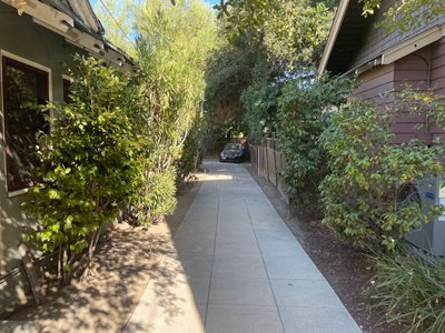 Medium 10×20 Driveway in Pasadena, California