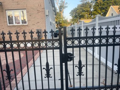 user review of 70 x 10 Driveway in Queens, New York