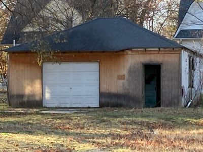 21 x 24 Garage in Joplin, Missouri near [object Object]
