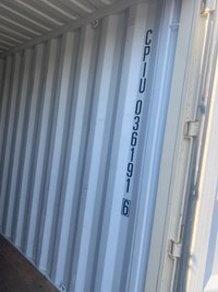 40 x 9 Shipping Container in Terrebonne, Oregon