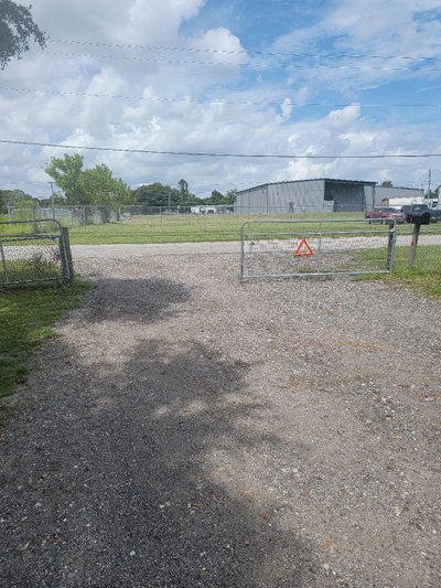 25 x 20 Lot in Dover, Florida