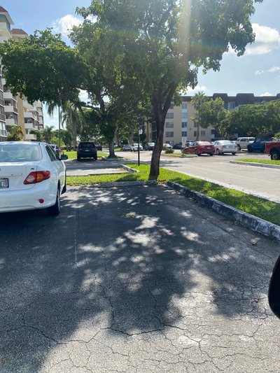 20 x 10 Parking Lot in Lauderhill, Florida