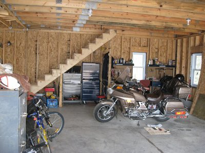 20x20 Garage self storage unit in Country Club Hills, IL