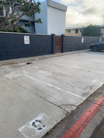 20 x 10 Parking Lot in Redondo Beach, California near [object Object]