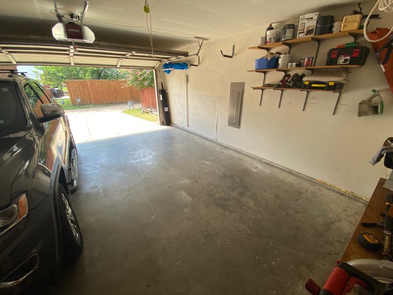 Garage in Frisco, Texas 2
