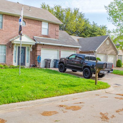 30 x 16 Driveway in Fort Worth, Texas
