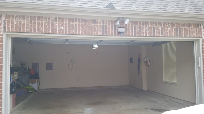 20x20 Garage self storage unit in Garland, TX