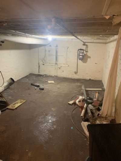 45 x 20 Basement in Baltimore, Maryland