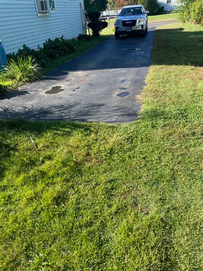 30 x 11 Driveway in Waterford, Connecticut