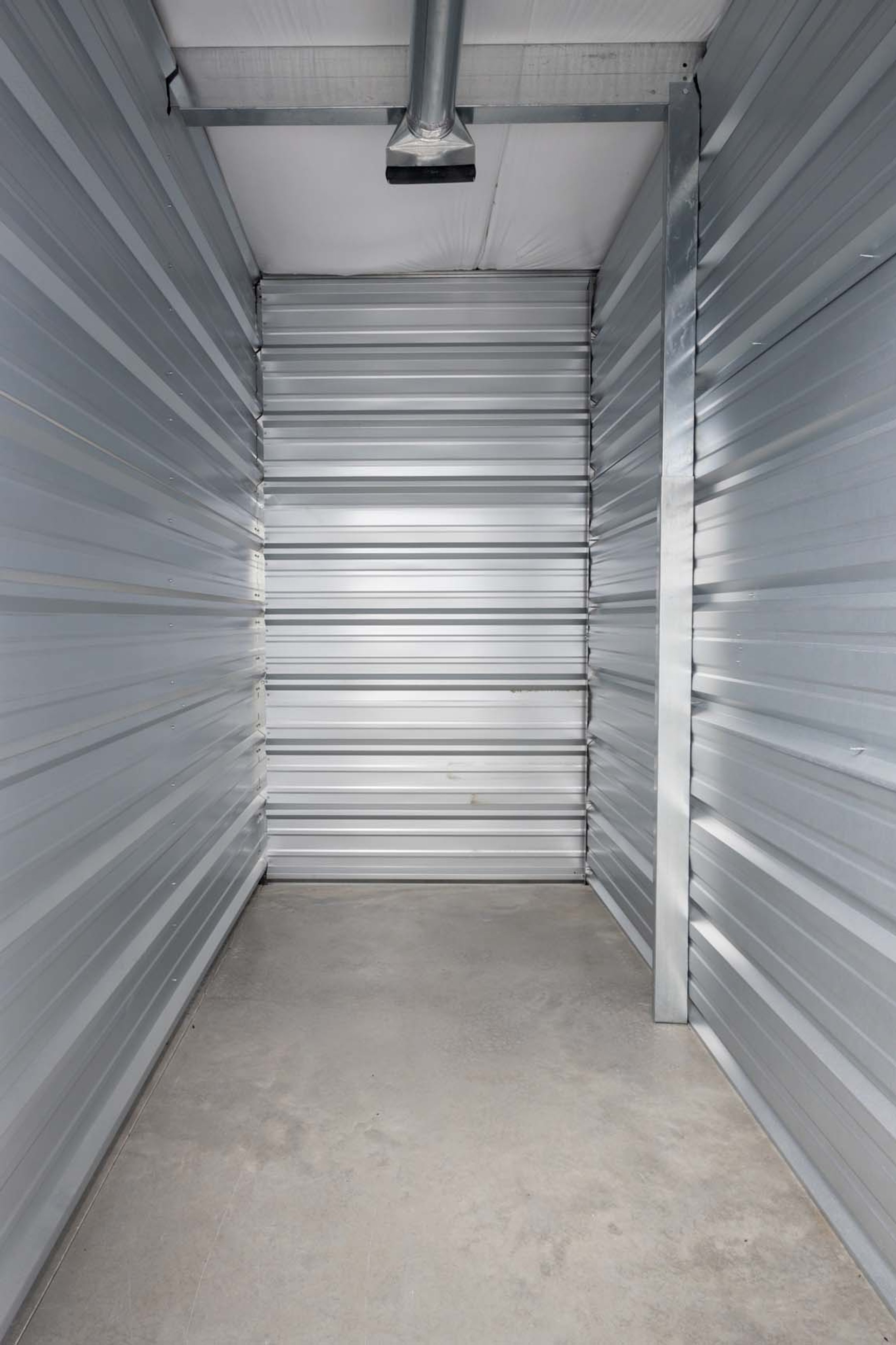 10x5 Self Storage Unit self storage unit in Los Angeles, CA