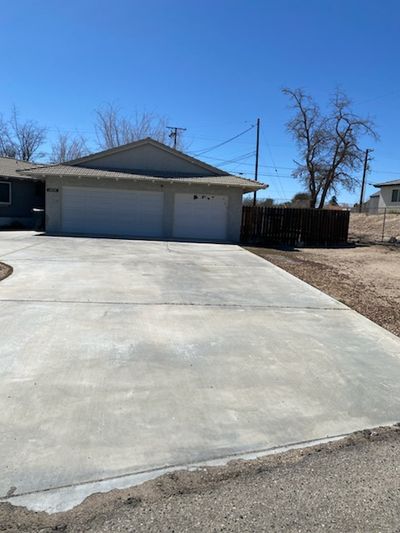 40 x 15 Driveway in Apple Valley, California