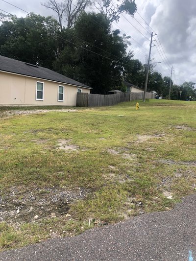 Small 10×20 Unpaved Lot in Jacksonville, Florida