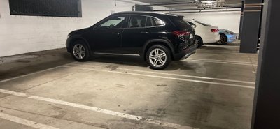 30 x 10 Parking Garage in Los Angeles, California