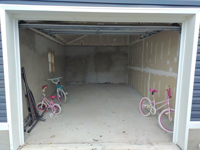 19 x 12 Garage in Spotswood, New Jersey