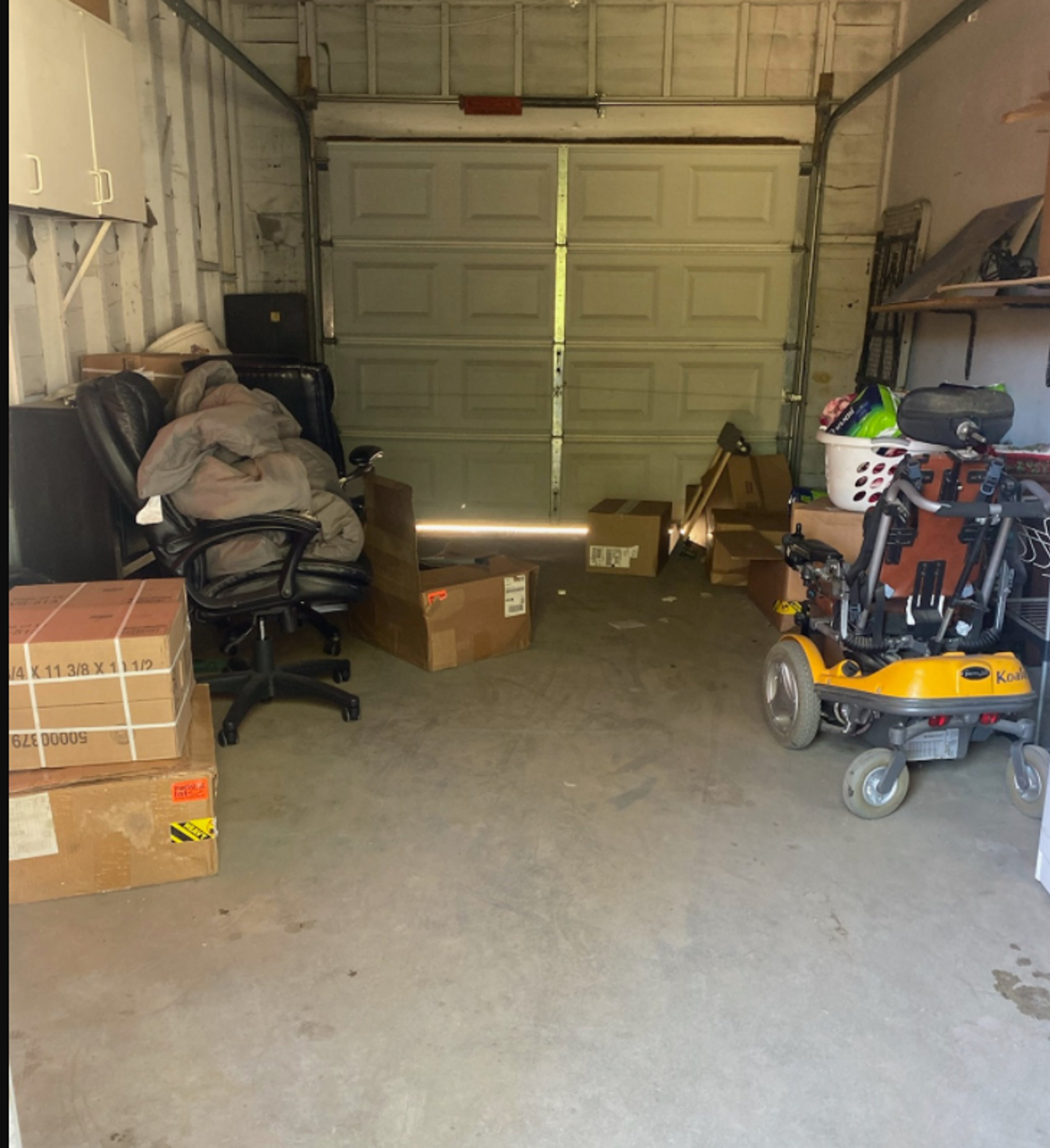 20x10 Garage self storage unit in Riverside, CA