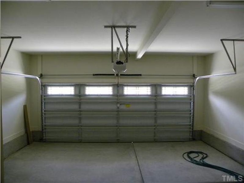 18x20 Garage self storage unit in Wendell, NC