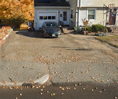 Medium 10×20 Driveway in Arlington, Massachusetts