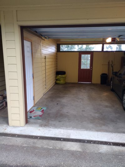 20 x 10 Garage in Portland, Oregon