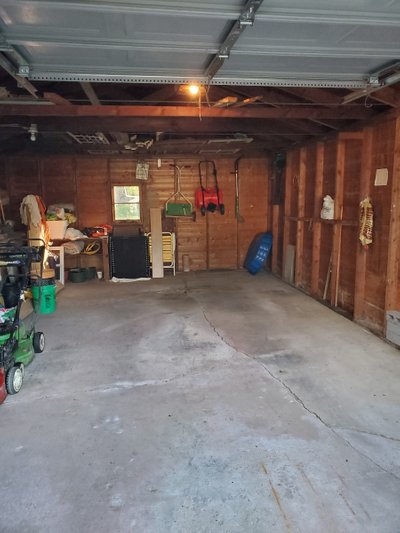 18 x 10 Garage in Rock Island, Illinois