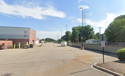 Small 10×20 Parking Lot in Roseville, Michigan