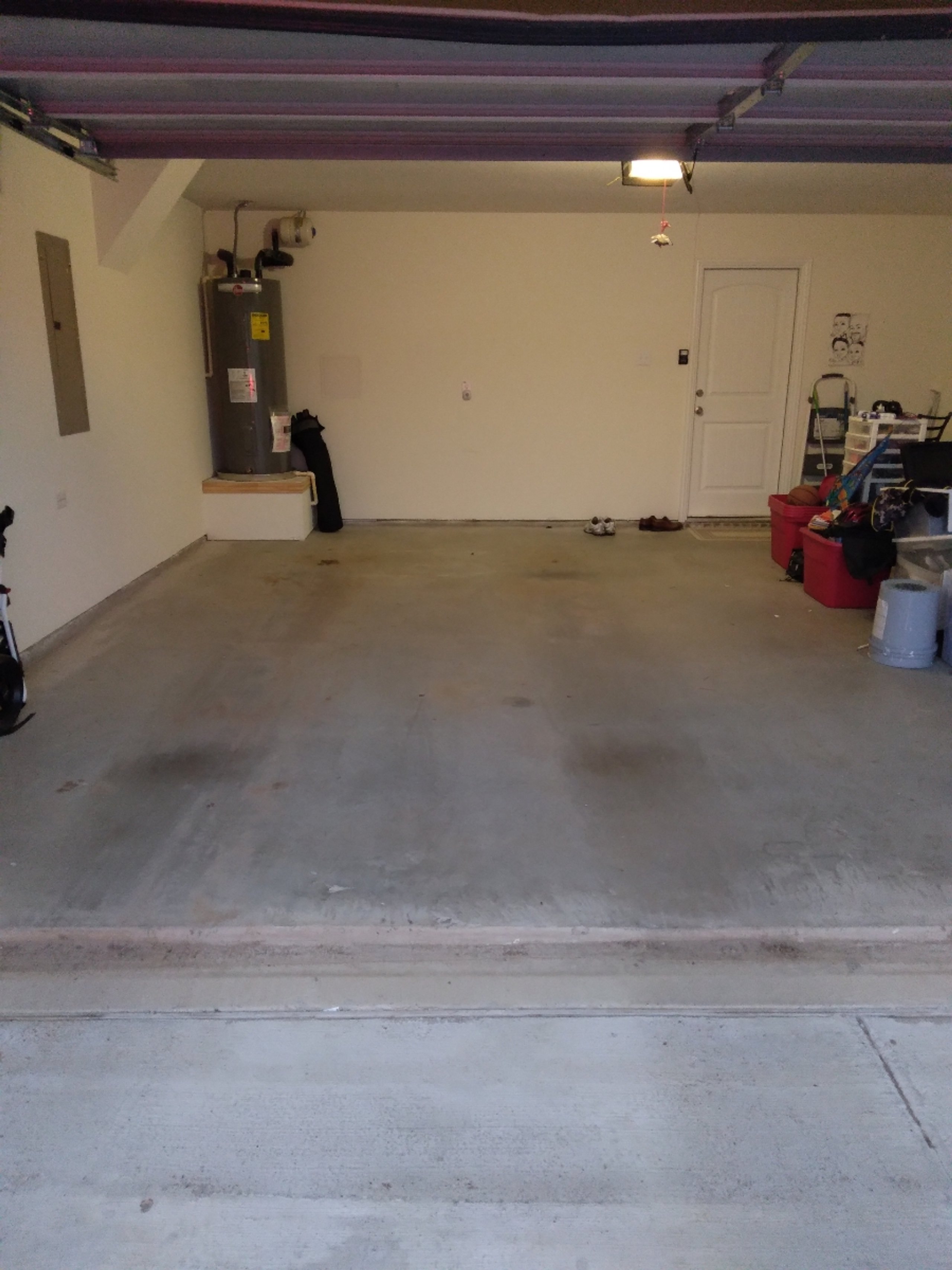 20x10 Garage self storage unit in Dallas, TX