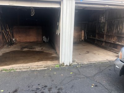 22 x 10 Garage in Derby, Connecticut