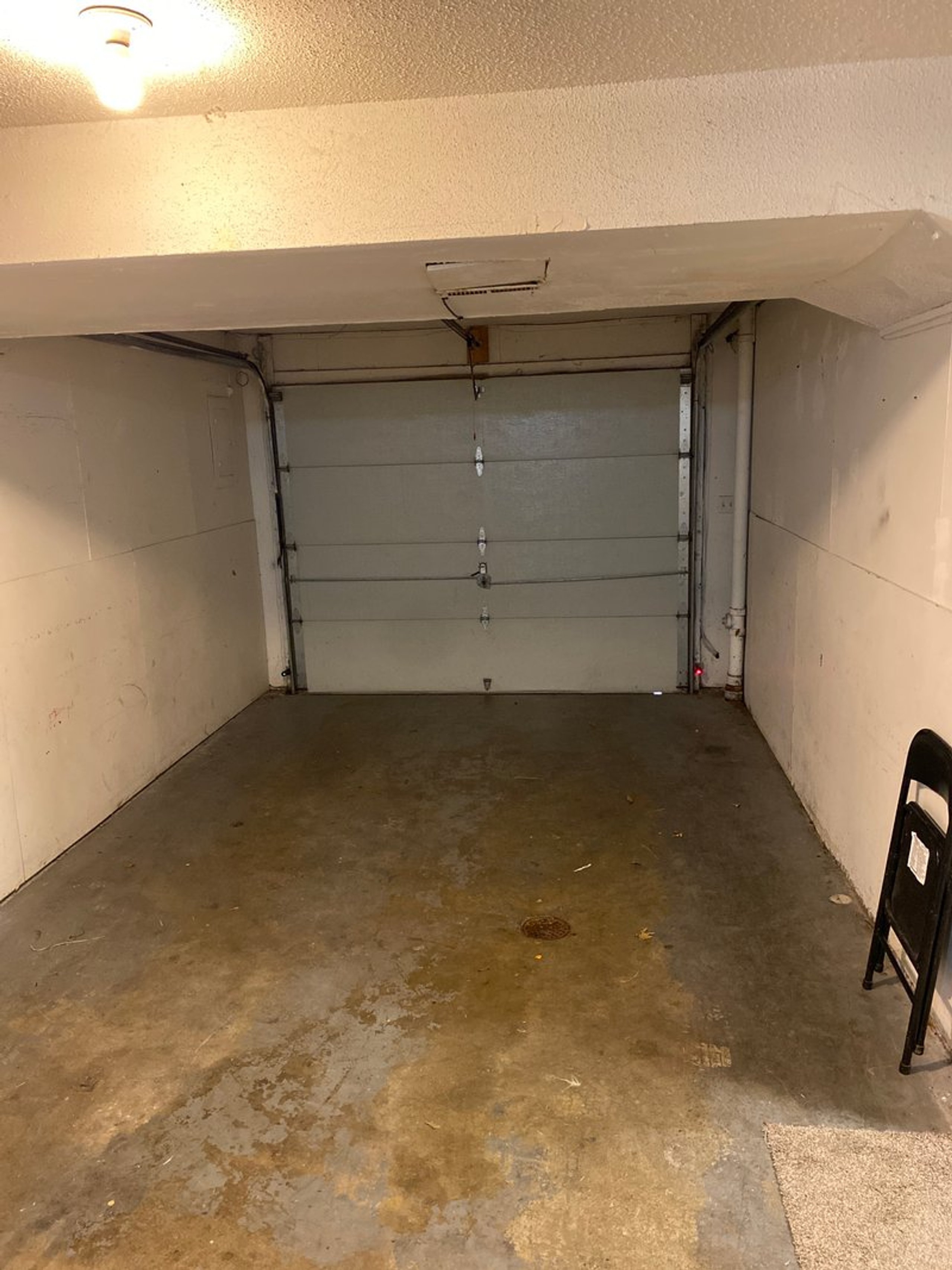 24x12 Garage self storage unit in Overland Park, KS
