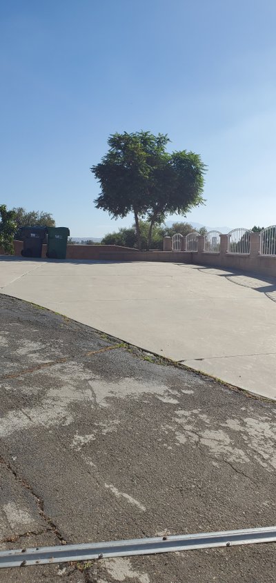 20 x 50 Driveway in Moreno Valley, California near [object Object]
