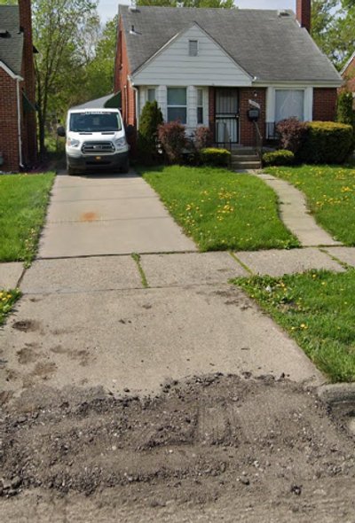 10 x 20 Driveway in Detroit, Michigan