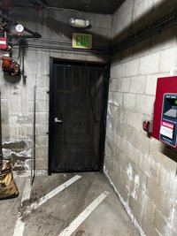 20x10 Carport self storage unit in Burbank, CA