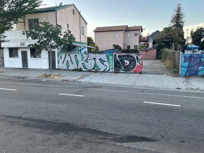 10 x 20 Parking Lot in Oakland, California near [object Object]