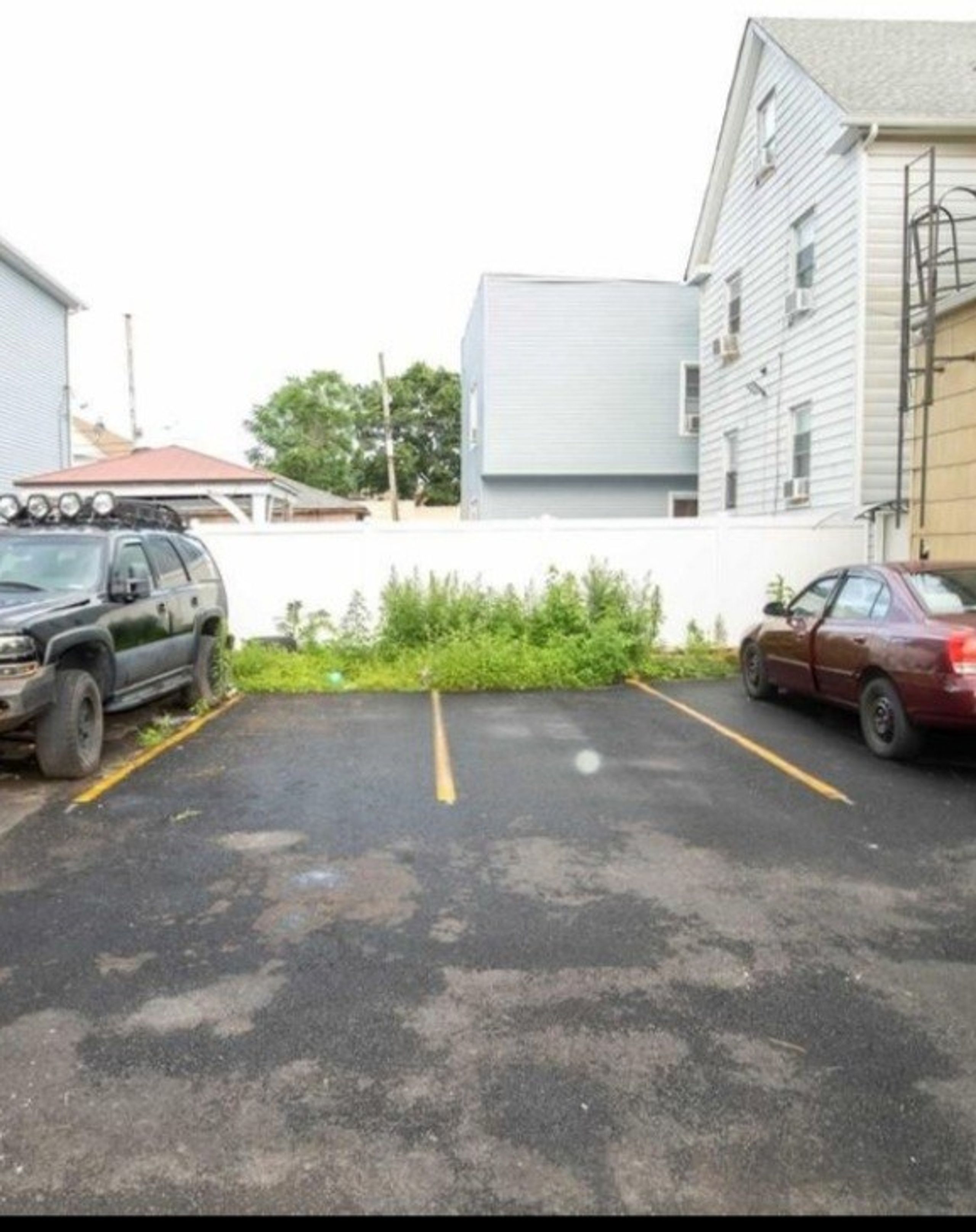 15x10 Parking Lot self storage unit in Passaic, NJ